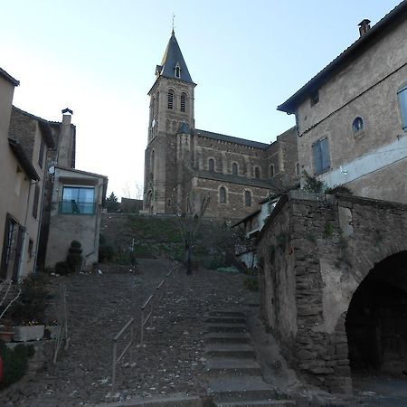 Gite Des Monts Saint-Izaire Екстер'єр фото